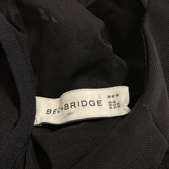 Bec & Bridge - Picture 15 of 16